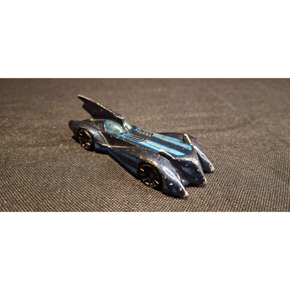 Hot Wheels Batmobile-DC Comics, Marvel Rouge X-Men 5 Car Lot Loose - Picture 7 of 13